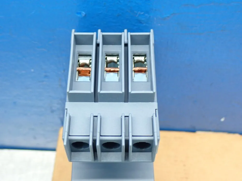 Siemens 3rv2-series Sirius Motor Protection Circuit Breaker - 3rv2711-1gd10