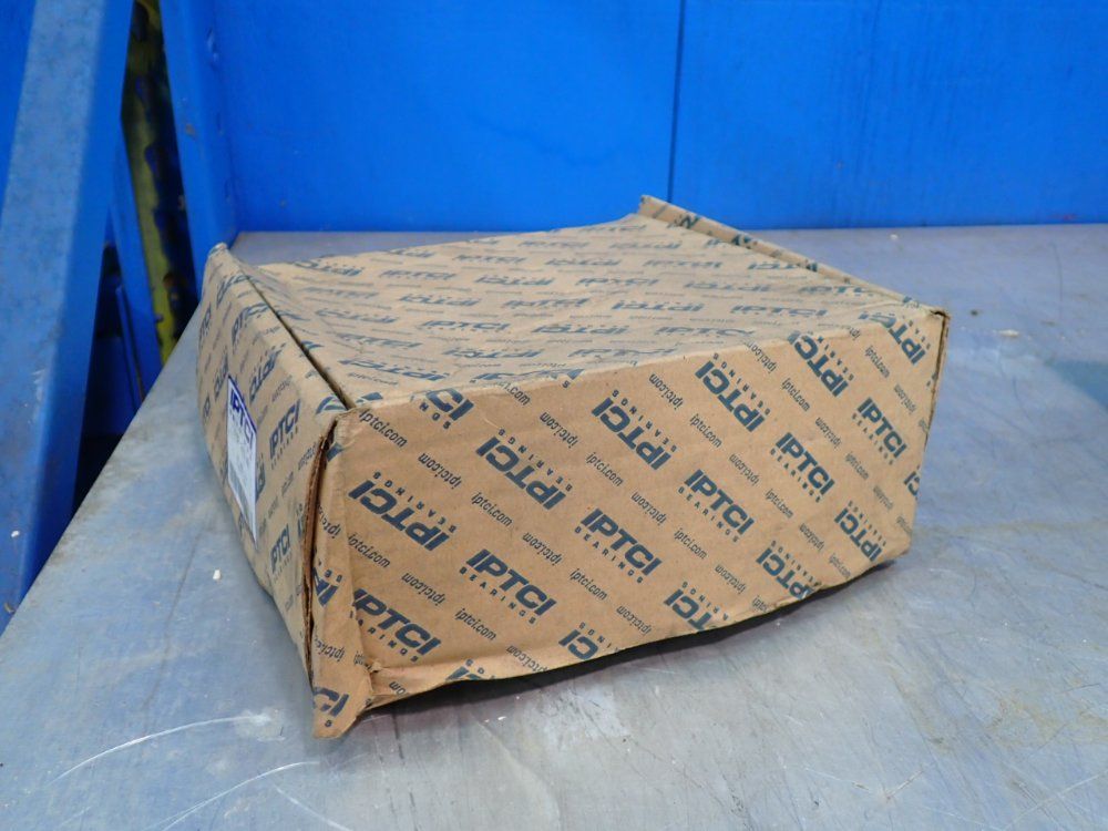 Iptci 3" Set Screw Lock 4-bolt Flange - Ucf 215 48