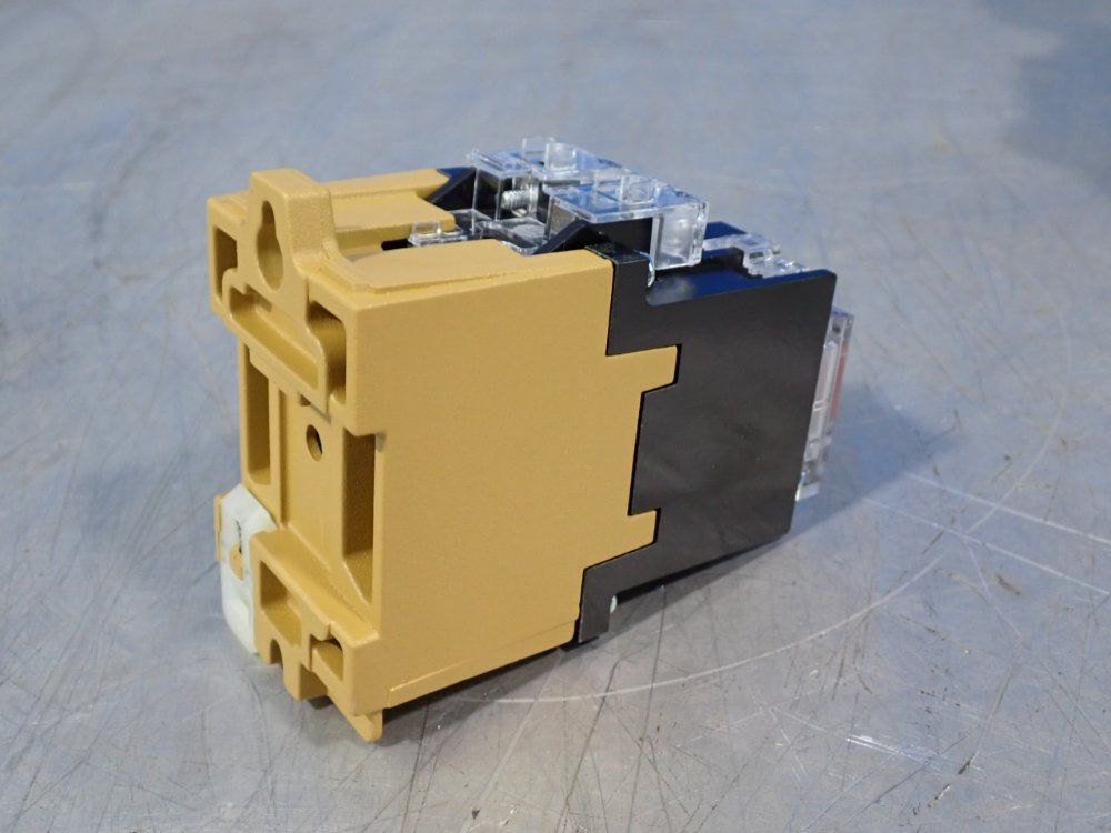 Allen-bradley 600 V Bulletin 700 Type P Direct Drive Control Relay - 700-p400a1