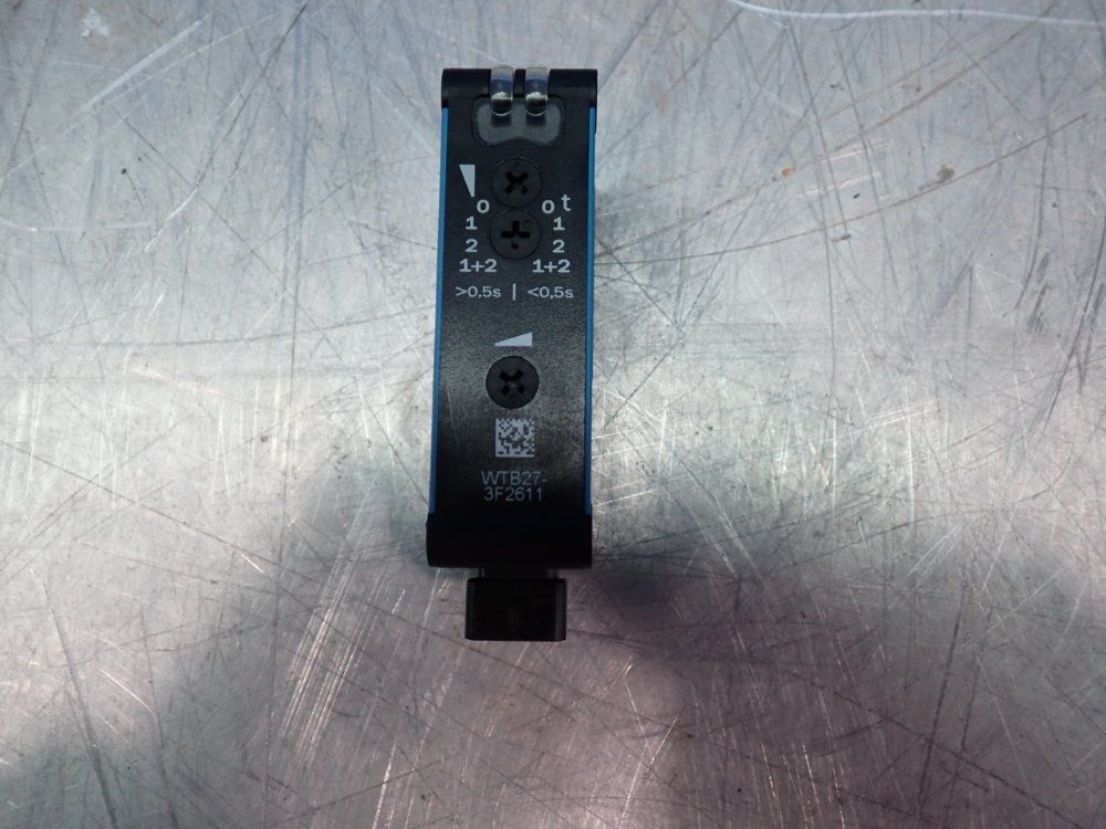 Sick Compact Photoelectric Proximity Sensor - Wtb27-3f2611