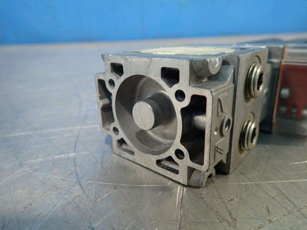 Krom Schroder 7 Psig Safety Solenoid Valve - Vas1t15/-n/nqsr