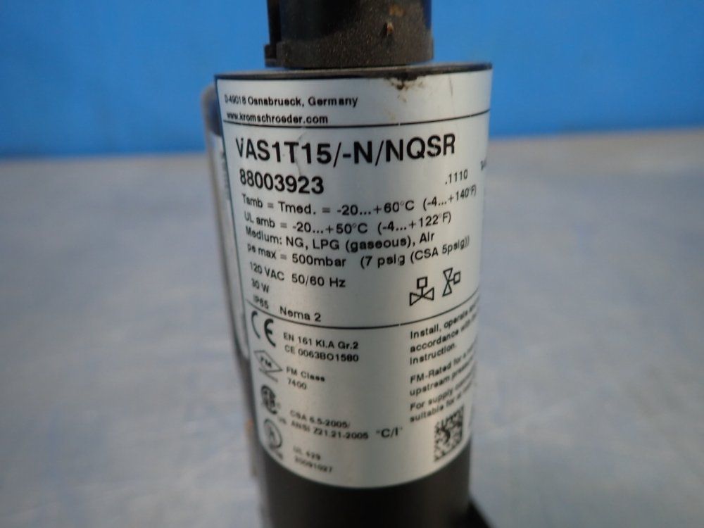 Krom Schroder 7 Psig Safety Solenoid Valve - Vas1t15/-n/nqsr