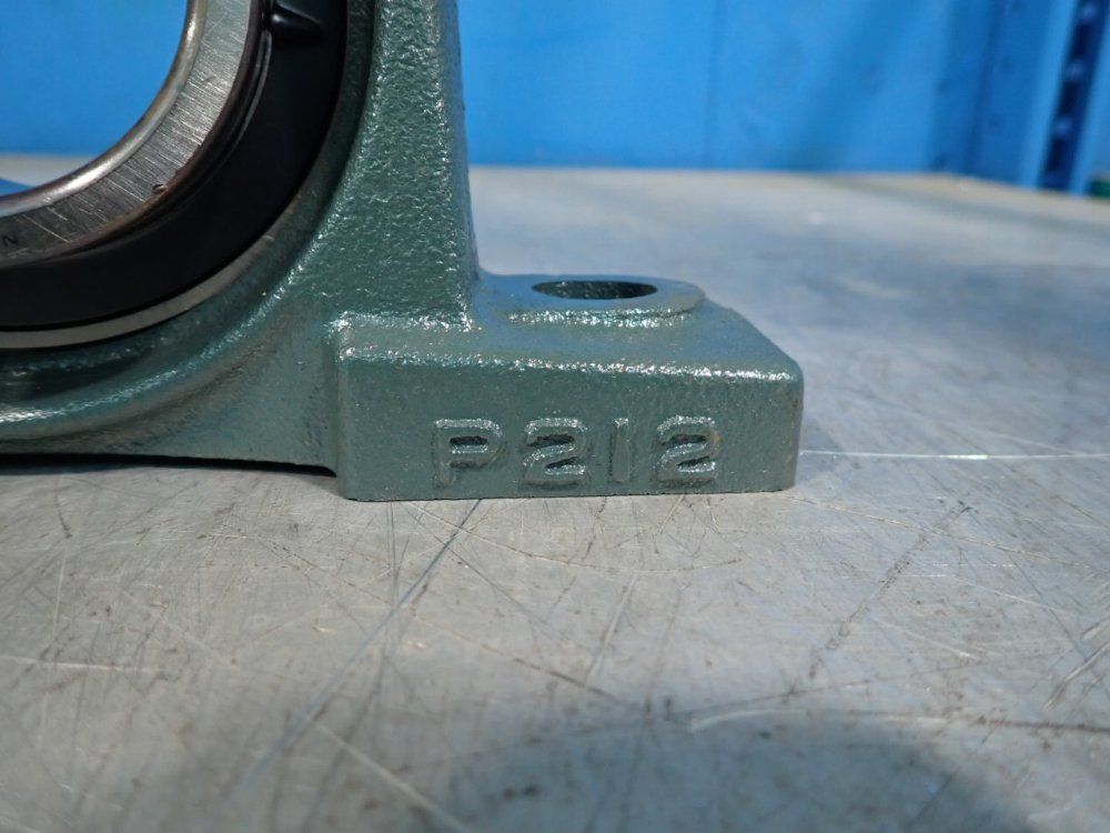 Ntn Pillow Block Bearing Unit - Uc212