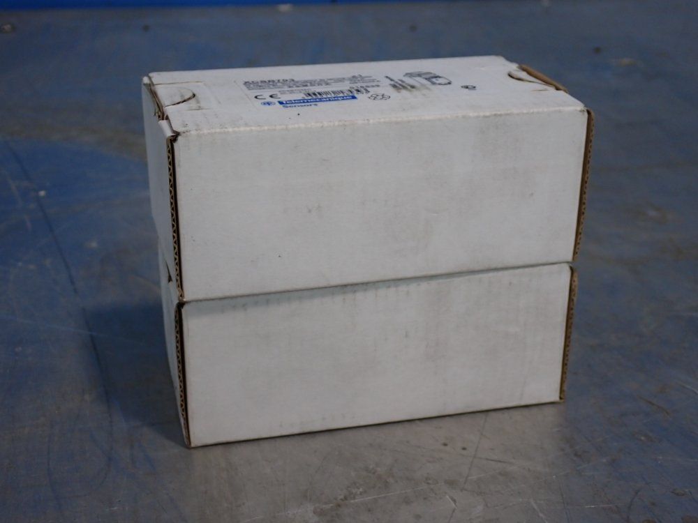 Telemecanique Safety Limit Switches - Xcsb703