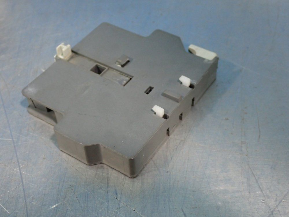 Abb Auxillary Contact Block - Cel 5-10-wo,1