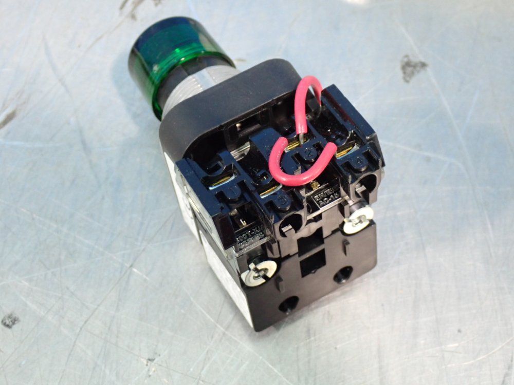 Allen-bradley 30 Mm Pilot Light - 800tc-qth2g