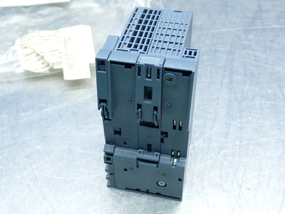 Siemens Simatic Et 200sp Bus Adapter - 6es7193-6ar00-0aa0