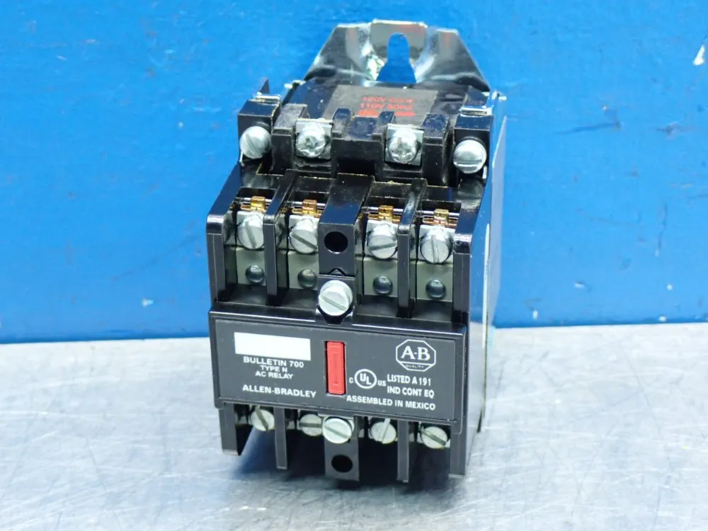 Allen Bradley Industrial Control Relay - 700-n400a1