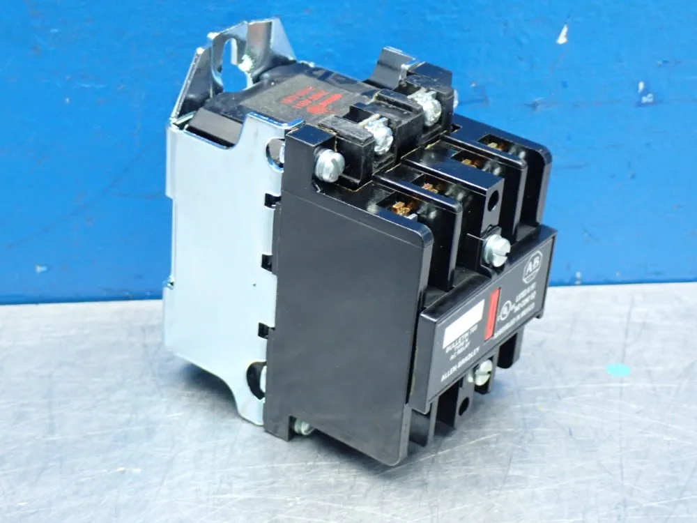Allen Bradley Industrial Control Relay - 700-n400a1