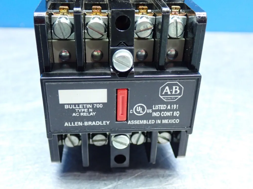Allen Bradley Industrial Control Relay - 700-n400a1