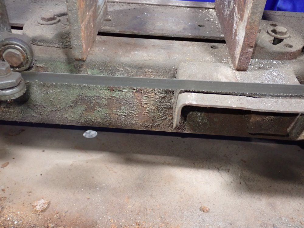 16" X 12" Horizontal Band Saw