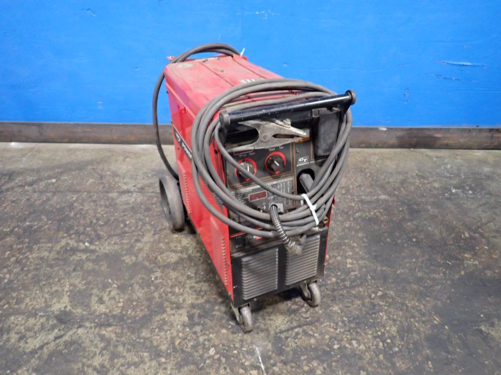 Lincoln Electric 350 A Welder - Power Mig 350mp