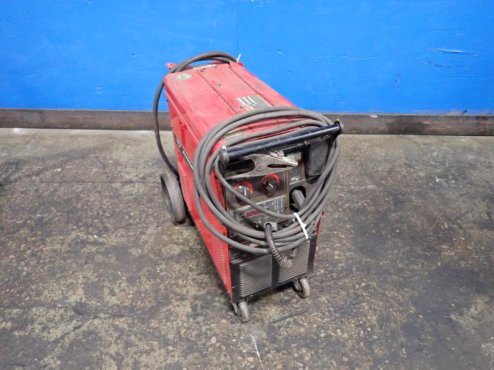 Lincoln Electric 350 A Welder - Power Mig 350mp