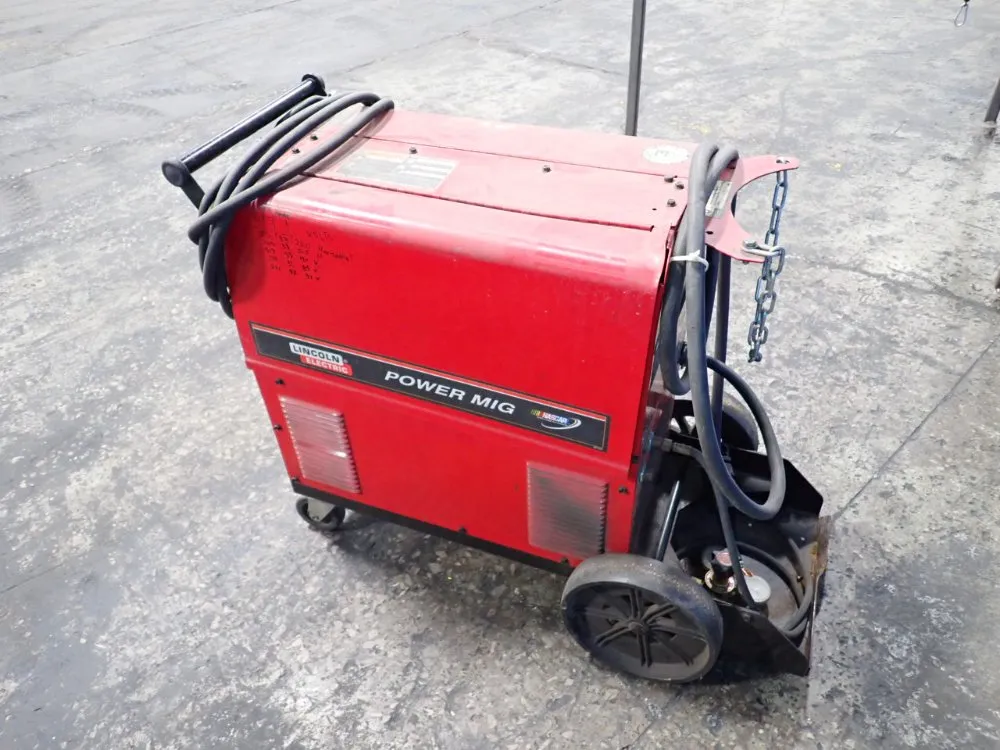 Lincoln Electric 350 A Welder - Power Mig 350mp