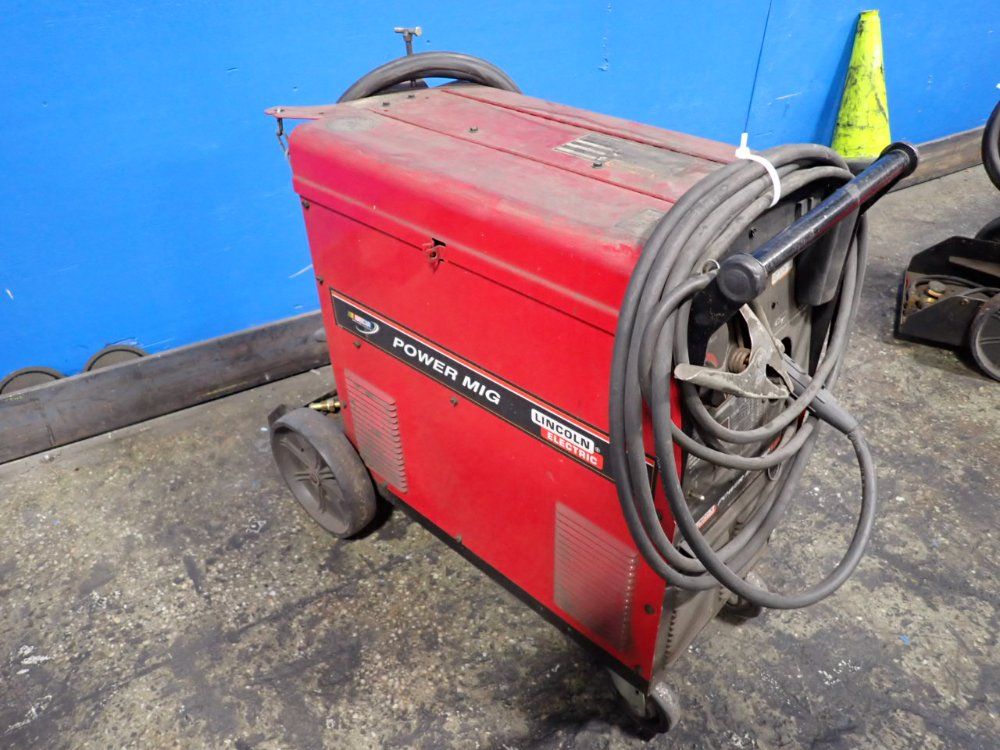 Lincoln Electric 350 A Welder - Power Mig 350mp