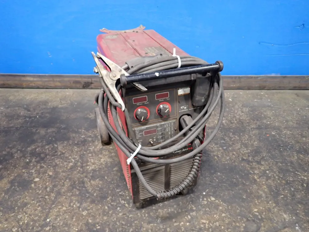 Lincoln Electric 350 A Welder - Power Mig 350mp