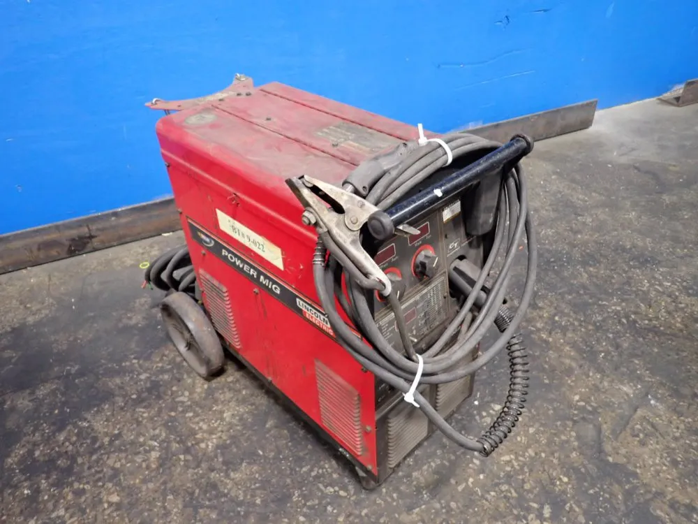 Lincoln Electric 350 A Welder - Power Mig 350mp