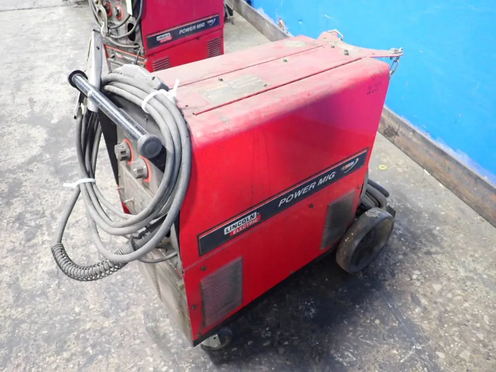 Lincoln Electric 350 A Welder - Power Mig 350mp