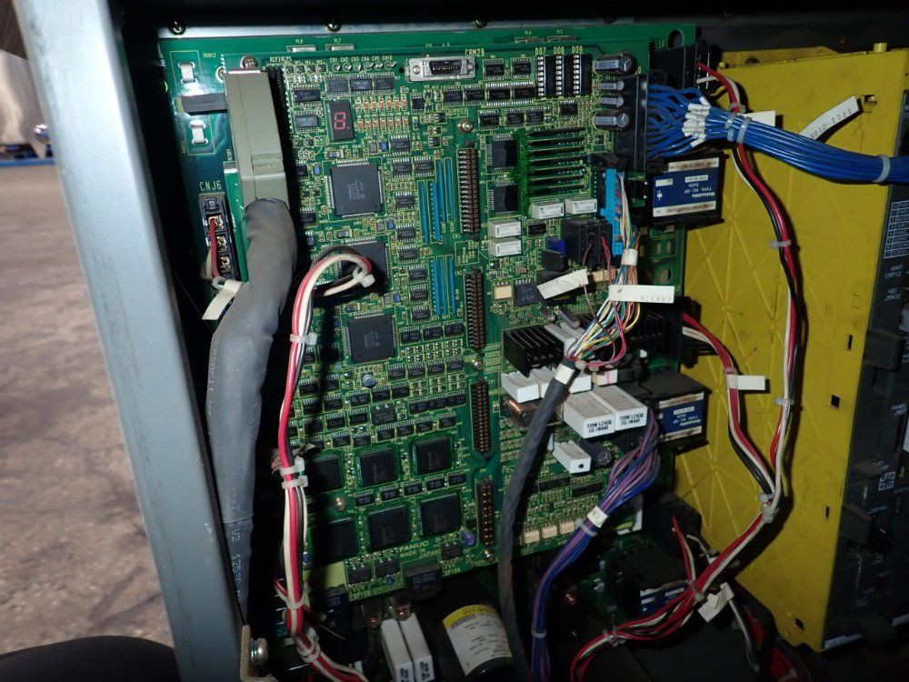 Fanuc Robot - Arc Mate 50il / A05b-1135-b007