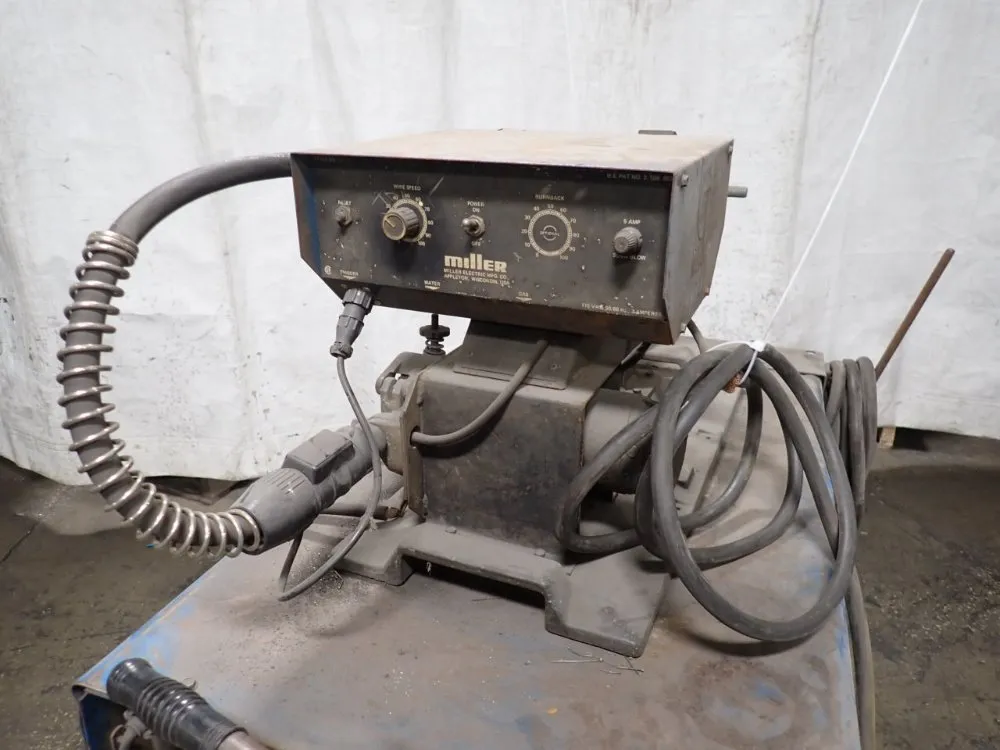 Miller 450 Amps Welder - Deltaweld 450