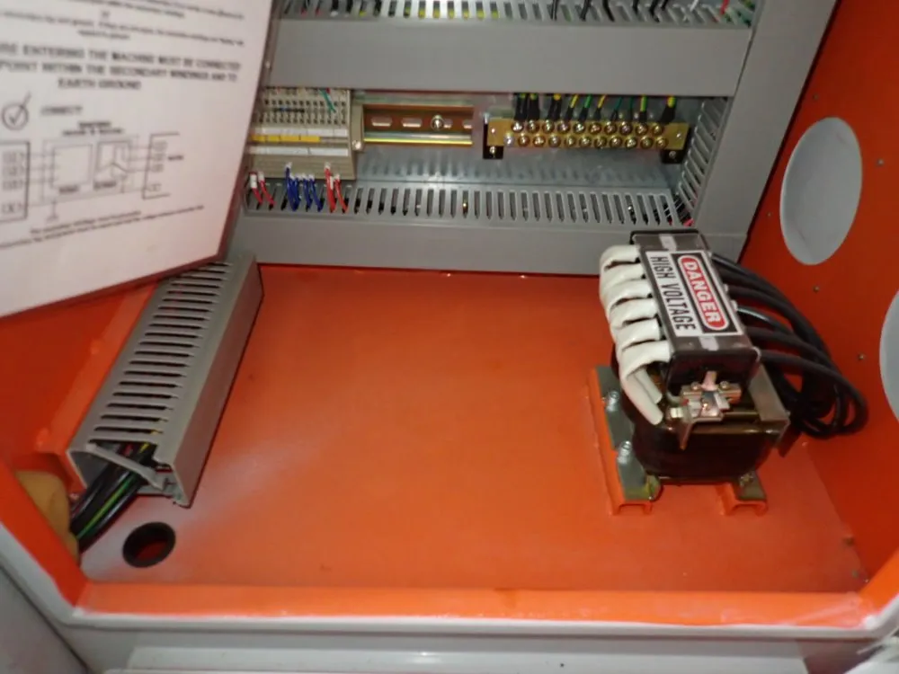 Milltronics Manufacturing Company 12" X 30" Cnc Vmc - Rw 12