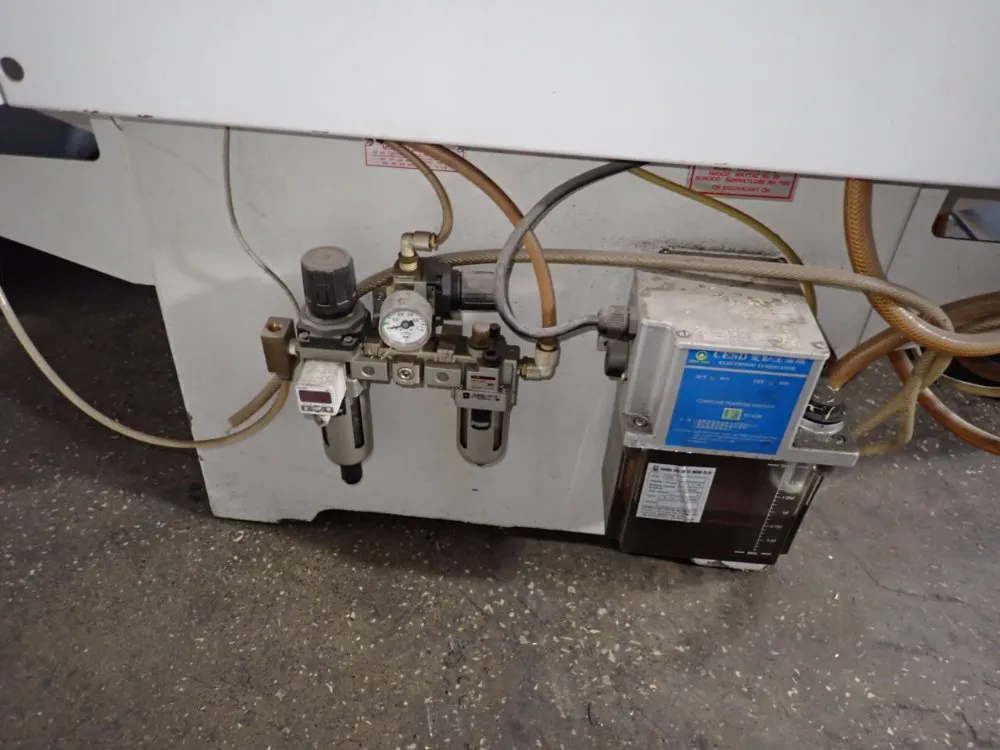 Milltronics Manufacturing Company 12" X 30" Cnc Vmc - Rw 12