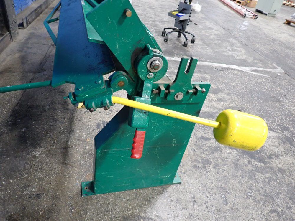 National Sheet Metal Machines Inc 16 Gauge / 97" Sheet Metal Brake - N9616