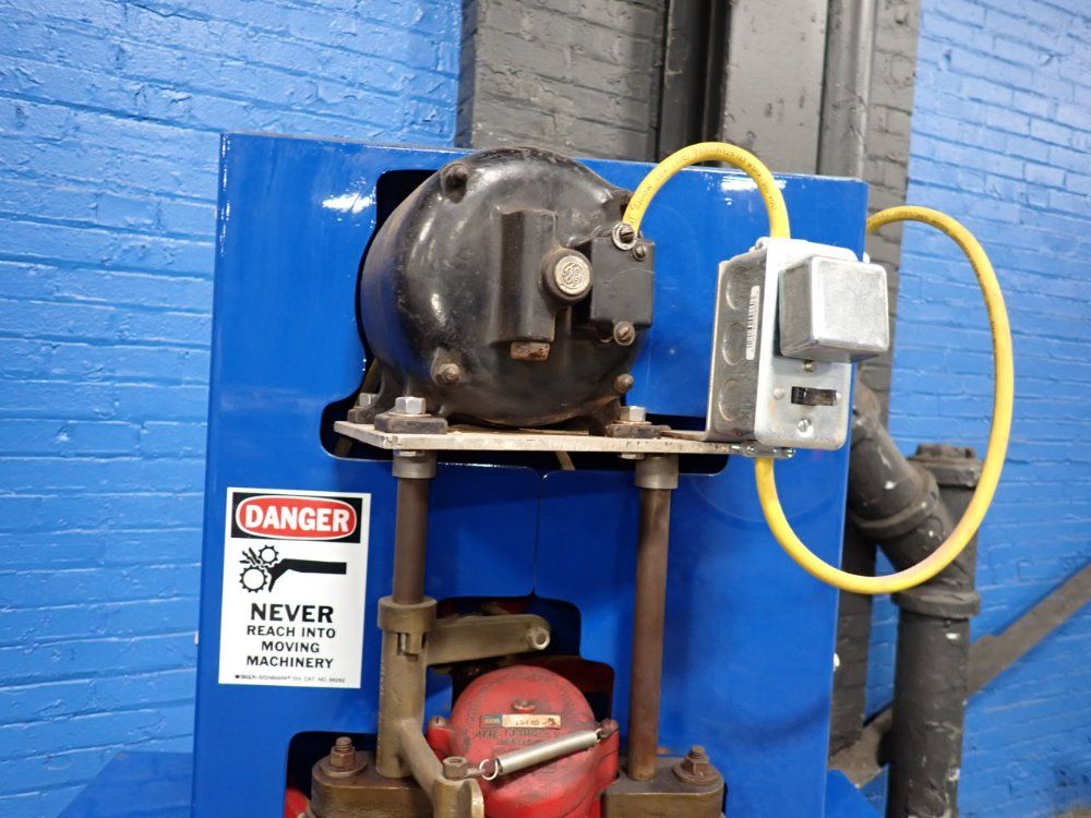 Faith Engineering Inc Can Sealing Machine