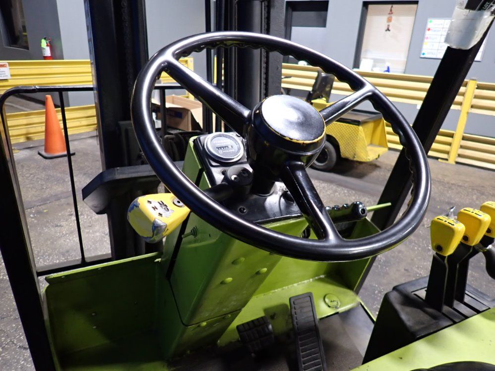 Clark 2475 Lbs Electric Forklift - Tw15s