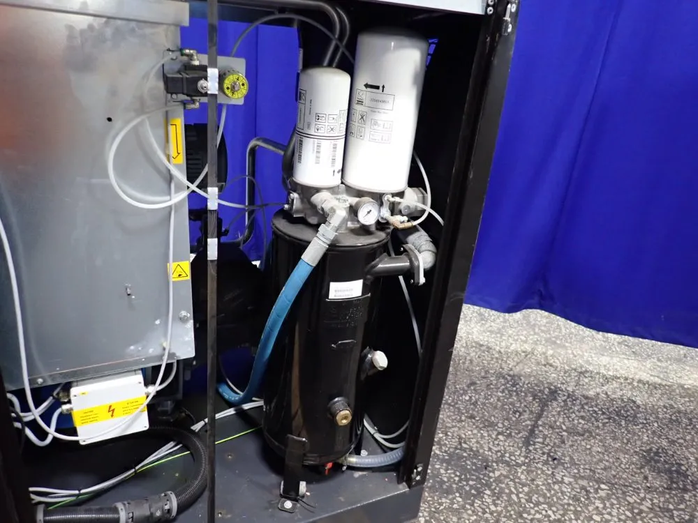 Quincy Compressor 11 Kw Air Compressor - Qgd-15