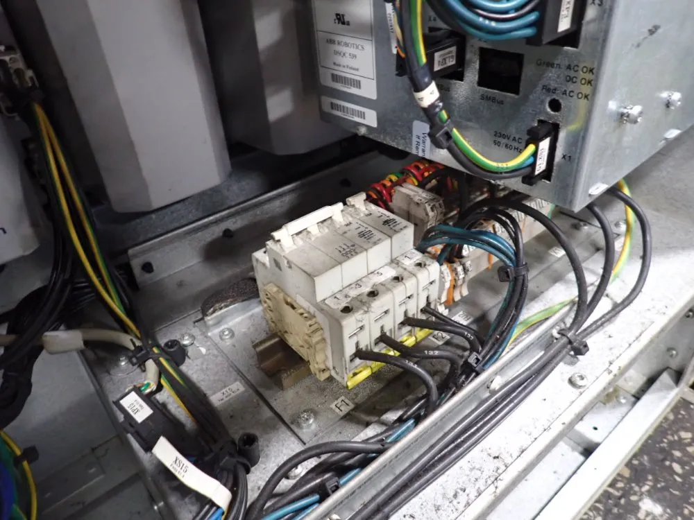 Abb Robot - Virb2400 M2000