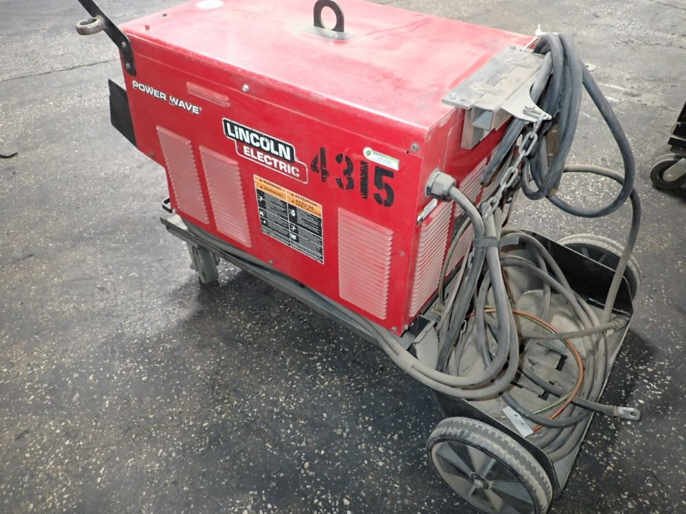 Lincoln 450 Amp Welder - Power Wave 455 M