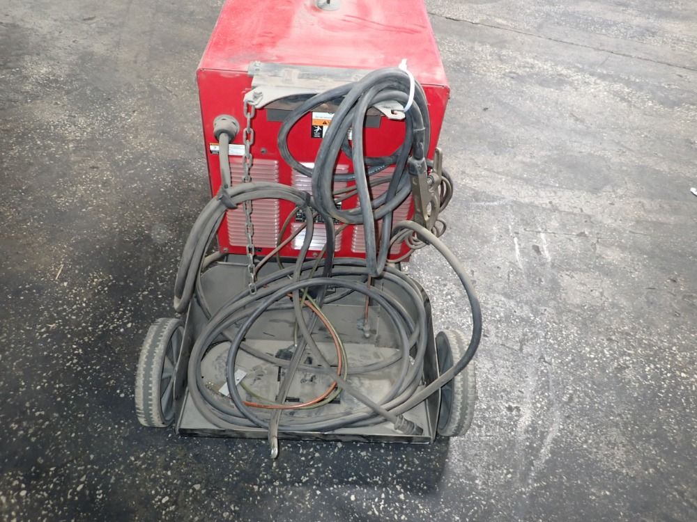 Lincoln 450 Amp Welder - Power Wave 455 M