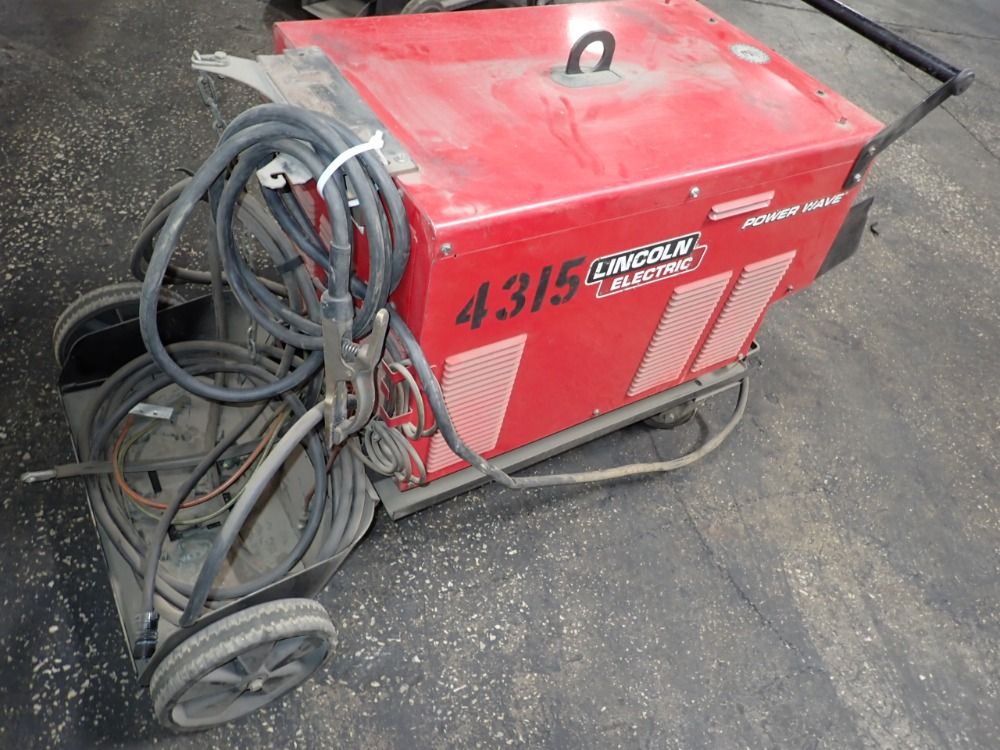 Lincoln 450 Amp Welder - Power Wave 455 M