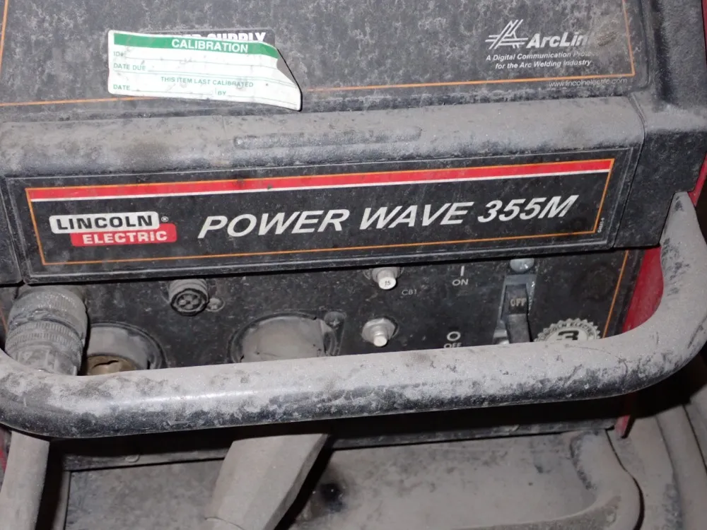 Lincoln 350 Amp Welder - Power Wave 355m