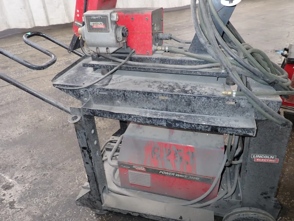 Lincoln 350 Amp Welder - Power Wave 355m