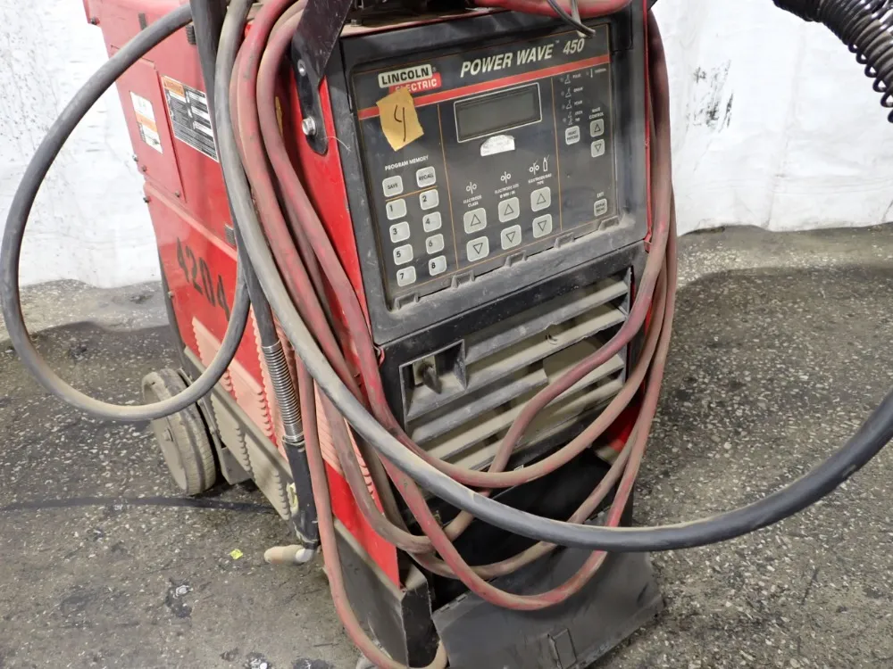 Lincoln 500 Amp Welder - Power Wave 450