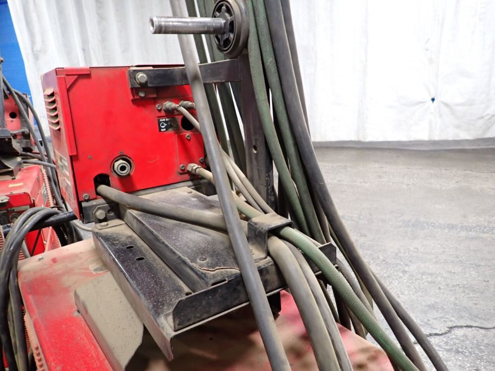 Lincoln 500 Amp Welder - Power Wave 450