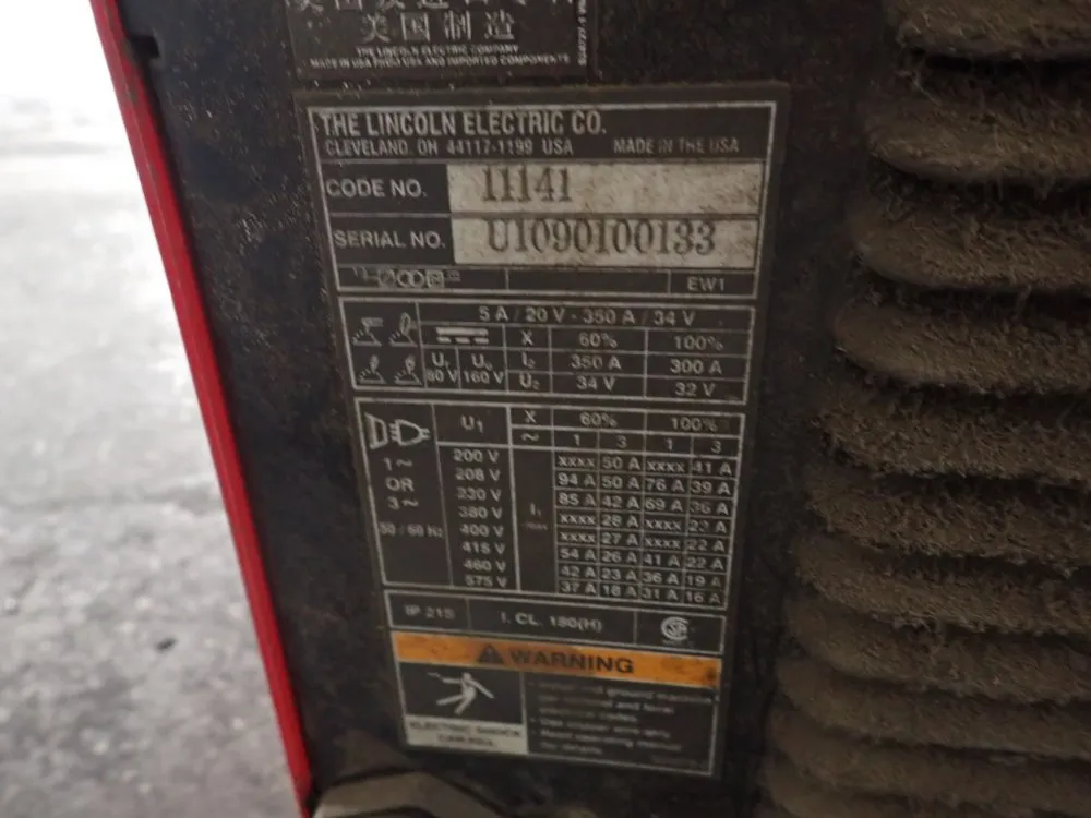 Lincoln 350 A Welder - Power Wave 355