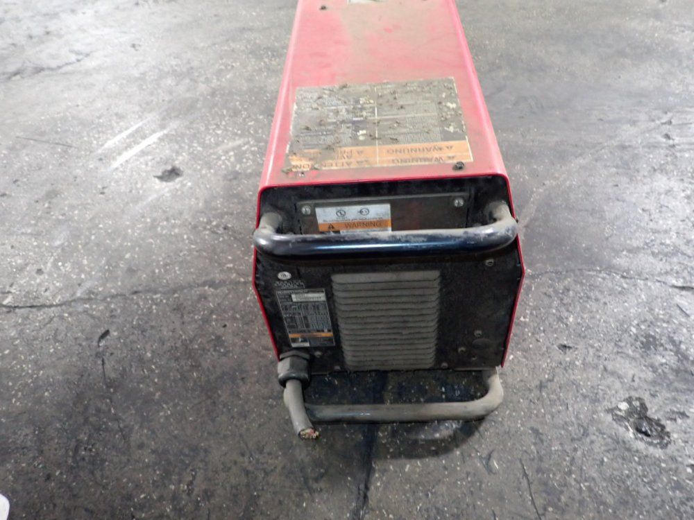 Lincoln 350 A Welder - Power Wave 355