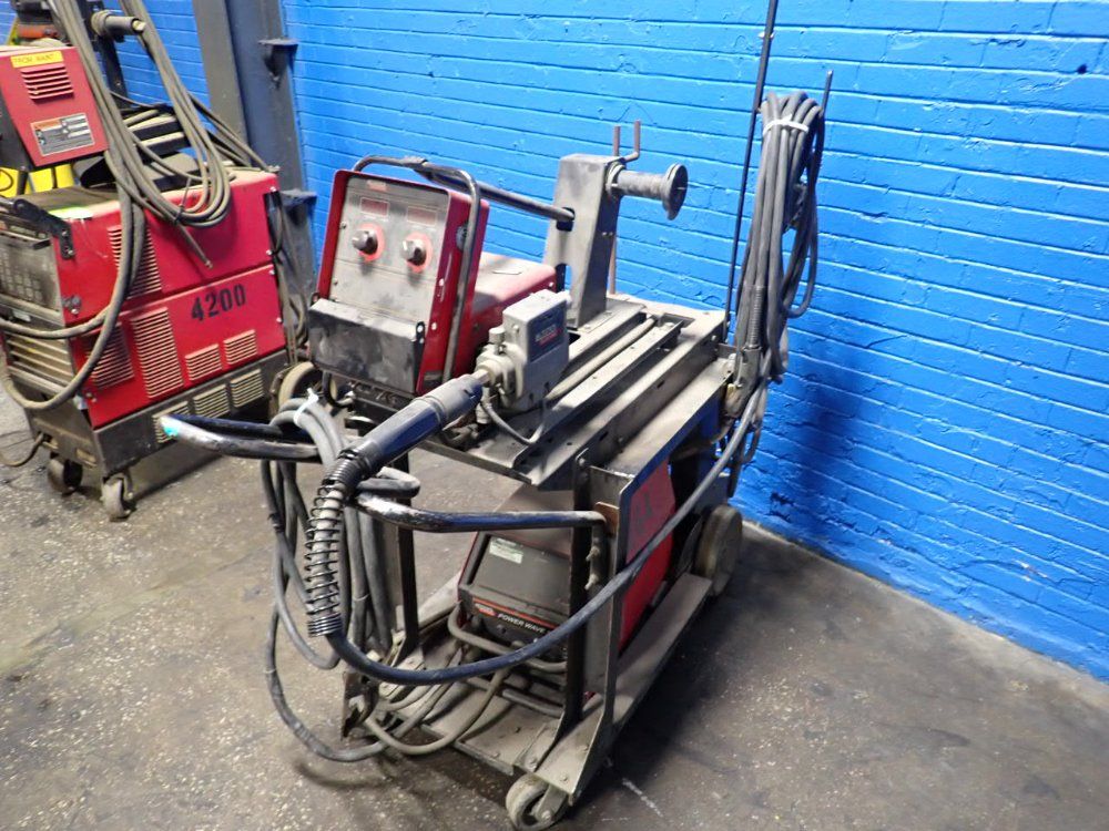 Lincoln 350 A Welder - Power Wave 355m