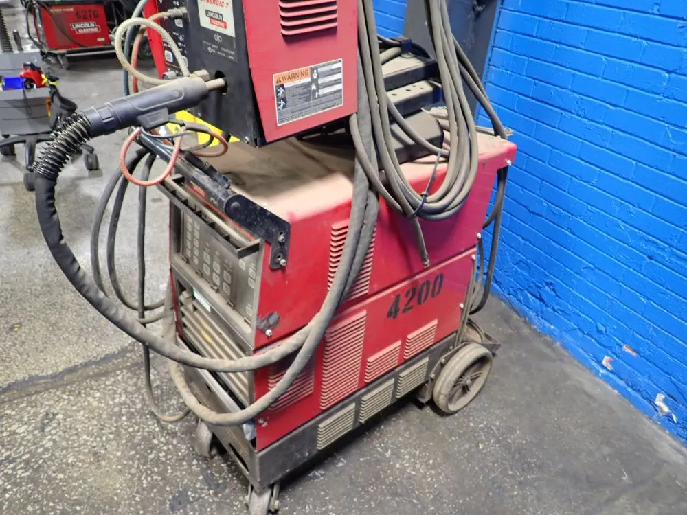 Lincoln 450 A Welder - Power Wave 450