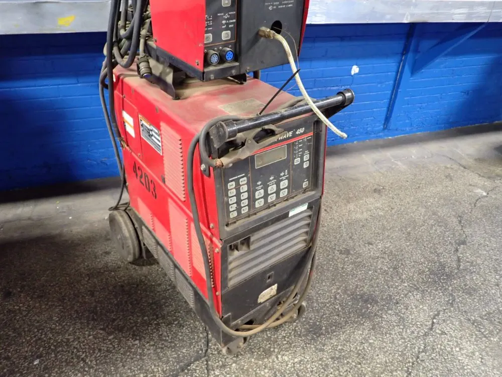 Lincoln 450 A Welder - Power Wave 450