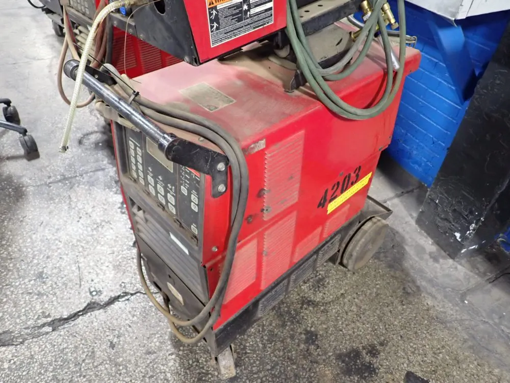 Lincoln 450 A Welder - Power Wave 450