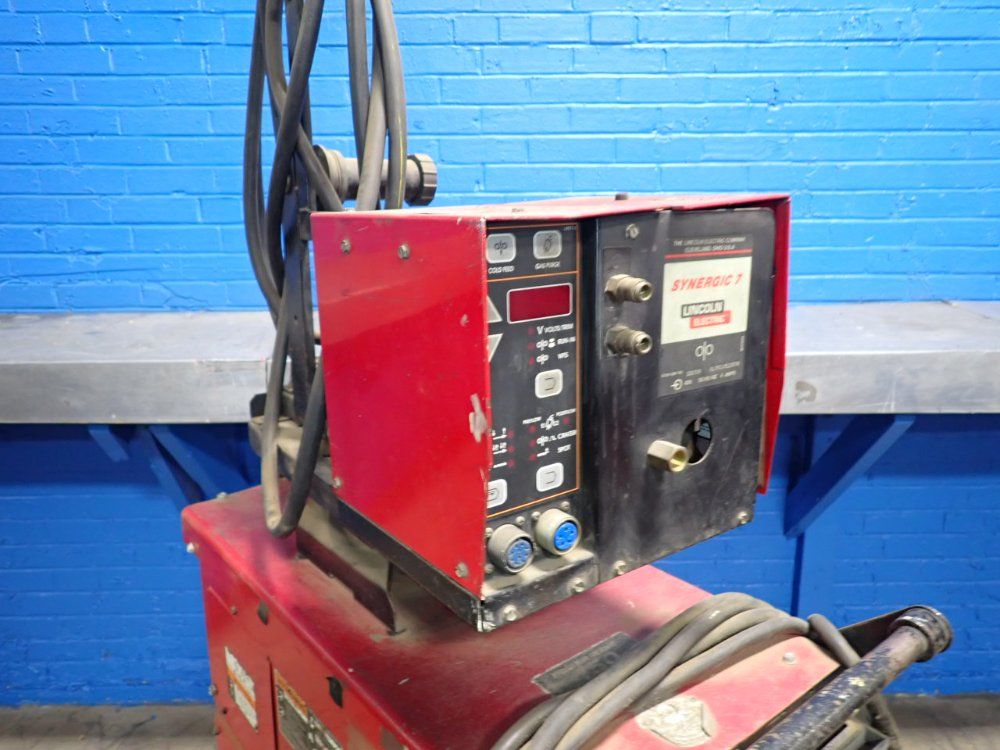 Lincoln 450 A Welder - Power Wave 450