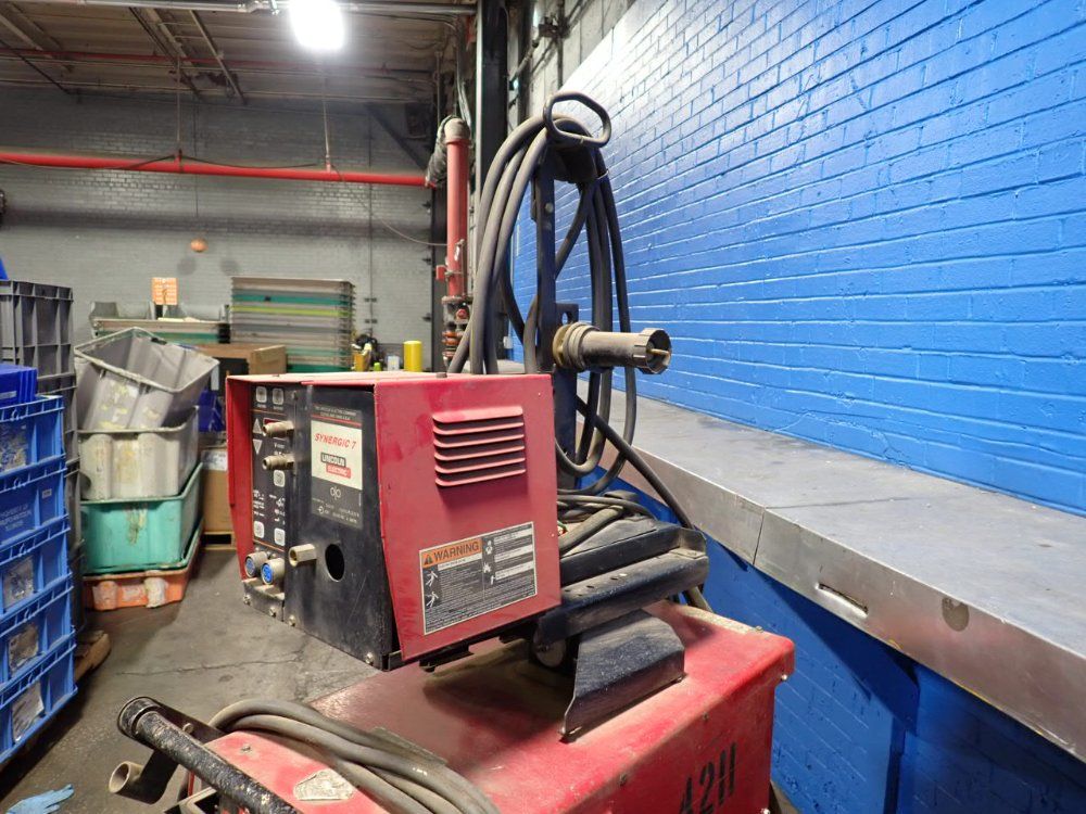Lincoln 450 A Welder - Power Wave 450