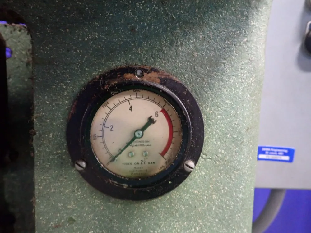 Denison 6 Ton Multipress - R063mc25702405220