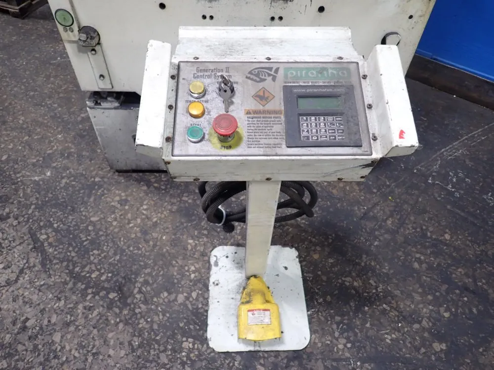 Piranha 25 Tons, 4' Bed Press Brake