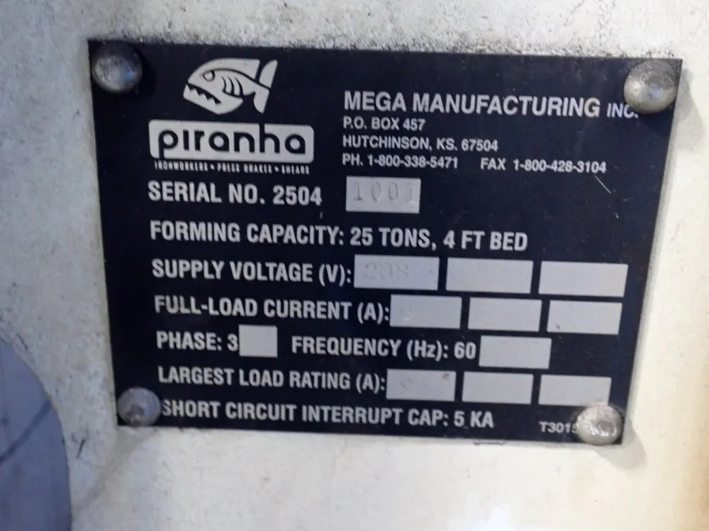 Piranha 25 Tons, 4' Bed Press Brake