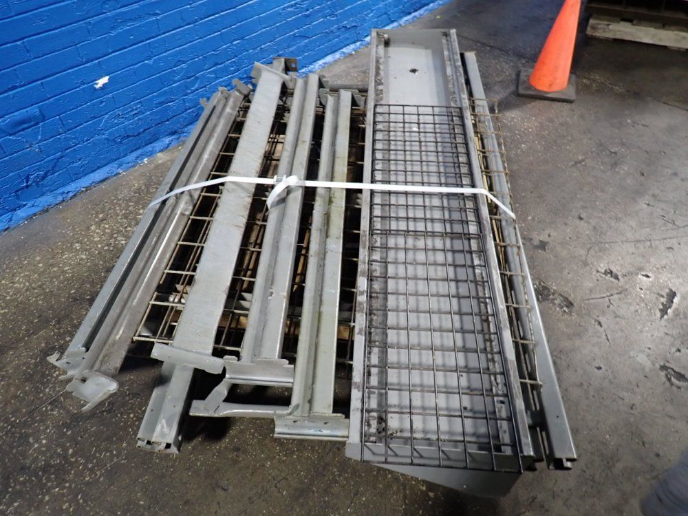 37" X 32" X 72" Wire Shelving